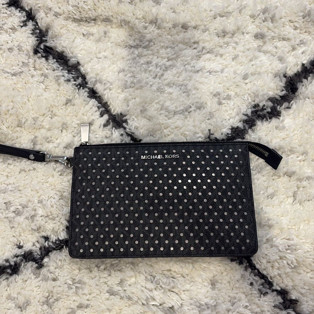 Michael Kors Black Gusset Wristlet